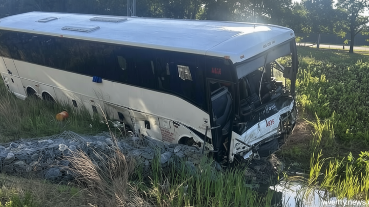 5 killed, dozens injured when bus plows into several vehicles near work zone on Virginia highway