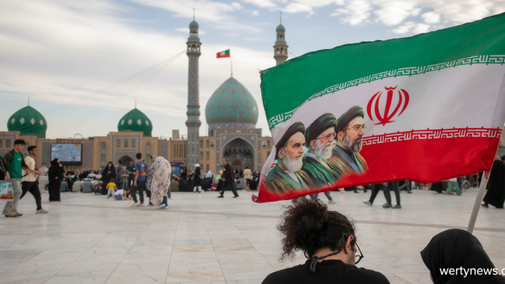 Live Updates: Trump holds key White House meeting on Iran deal to reopen Strait of Hormuz, destroy uranium