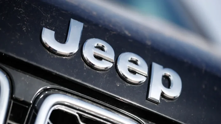 Chrysler recalls more than 1 million Jeeps it says could catch fire even when turned off