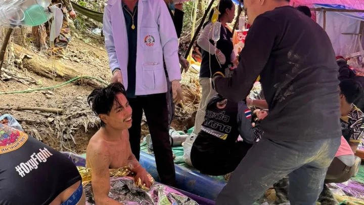 Rescue diver details “very heartwarming” moments after 4 miners emerged from Laos cave