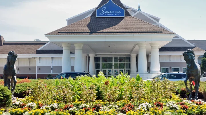 17 horses killed in barn fire at Saratoga Casino Hotel Harness Track