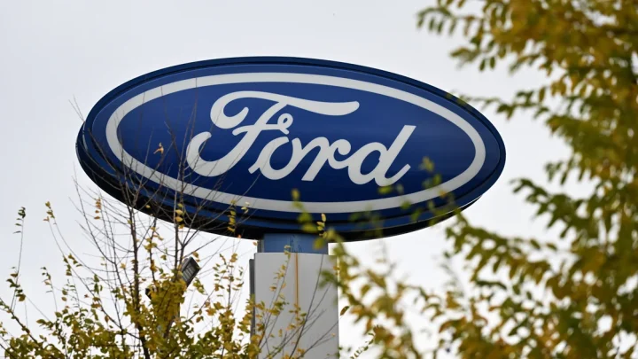 Ford recalls more than 250,000 Focus models due to engine stall risk