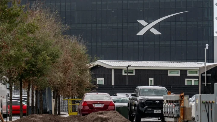 As SpaceX IPO launches, Texans near its Starbase HQ offer mixed opinions of the rocket company
