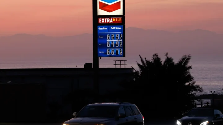 Oil prices sink, stocks set to soar after Trump announces deal with Iran