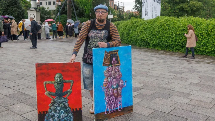 Russian artist and Putin critic Semyon Skrepetsky shot dead in Poland