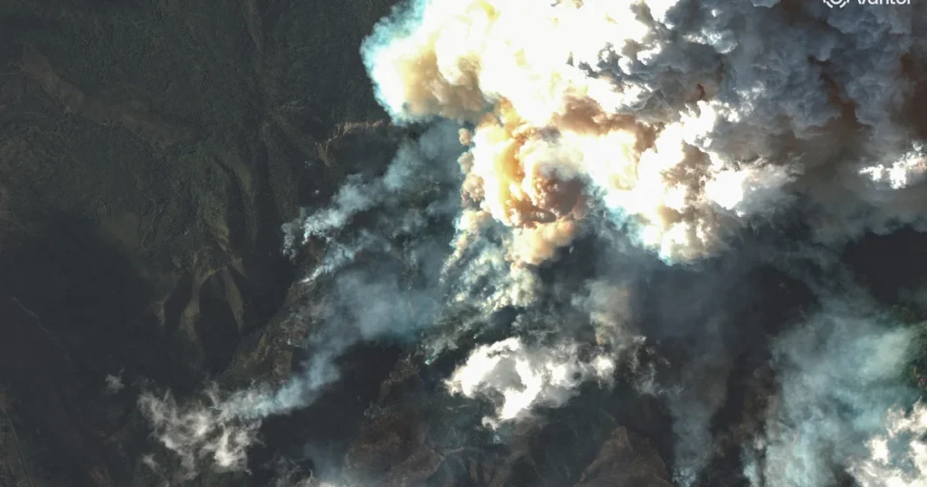 2026-07-01t233816z-248008417-rc225mat947h-rtrmadp-3-usa-wildfire-satellite
