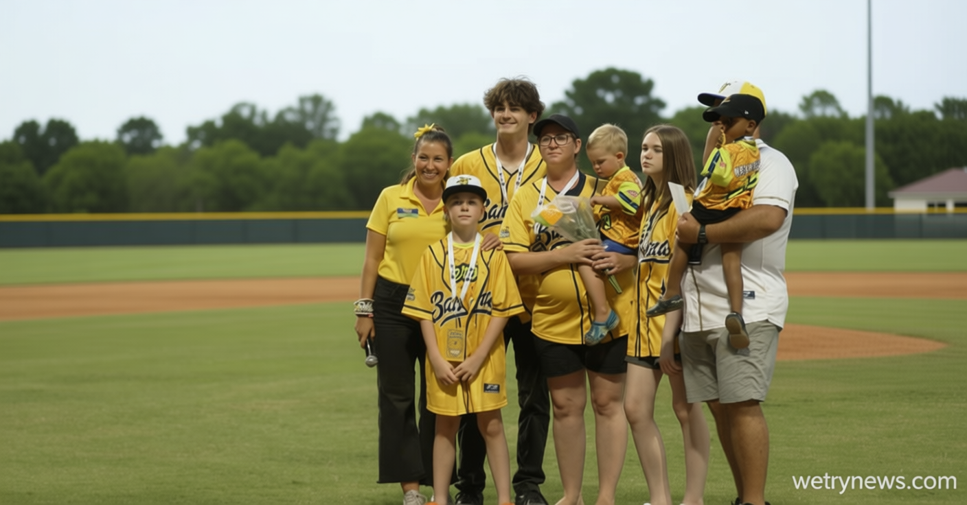 How the Savannah Bananas celebrate foster families