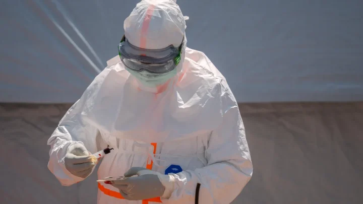 U.S. citizen working for humanitarian organization in Congo tests positive for Ebola, CDC says