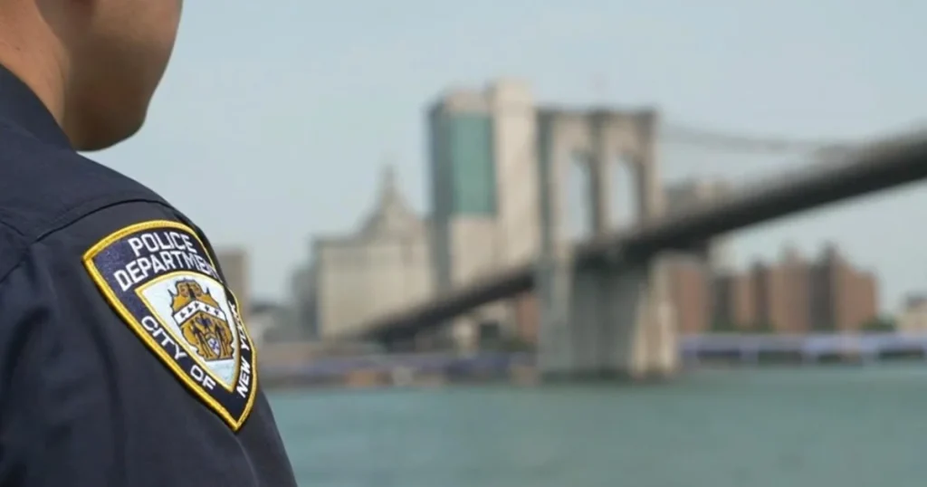 cbsn-fusion-officer-who-rescued-woman-on-brooklyn-bridge-was-in-first-week-on-elite-unit-thumbnail
