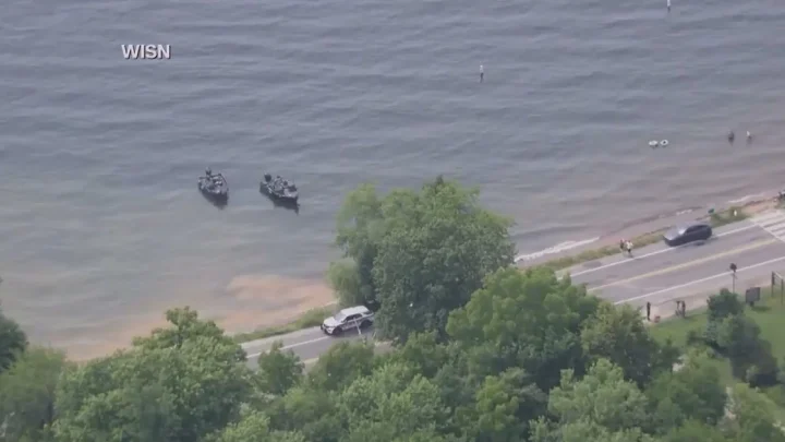 3 dead after boat capsizes on Geneva Lake in Wisconsin during severe storm; source says victims are children
