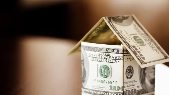 Home prices across the U.S. surge to all-time high