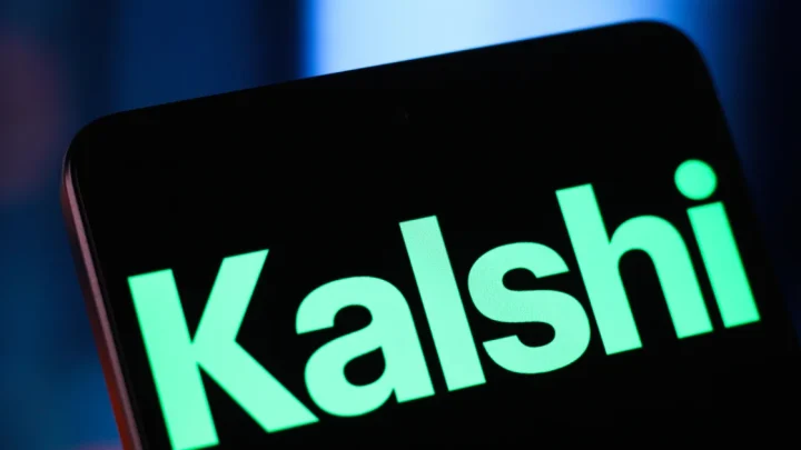 White House teleprompter operator allegedly made nearly $100,000 on Kalshi bets on Trump speeches