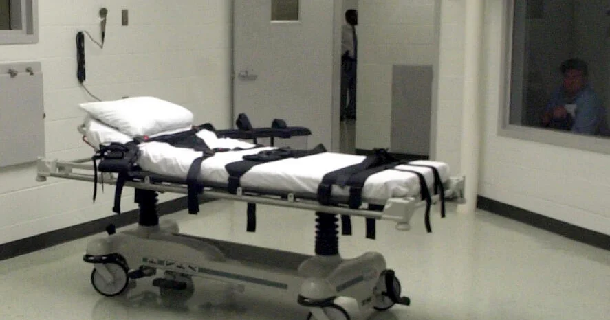 cbsmiami-death-chamber-1