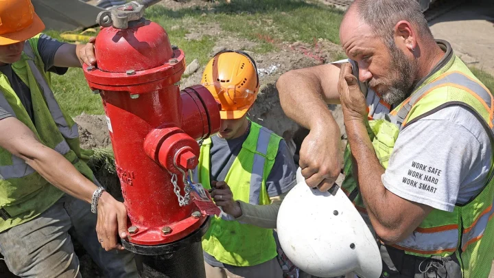 Record-breaking heat takes mounting toll on the U.S. economy