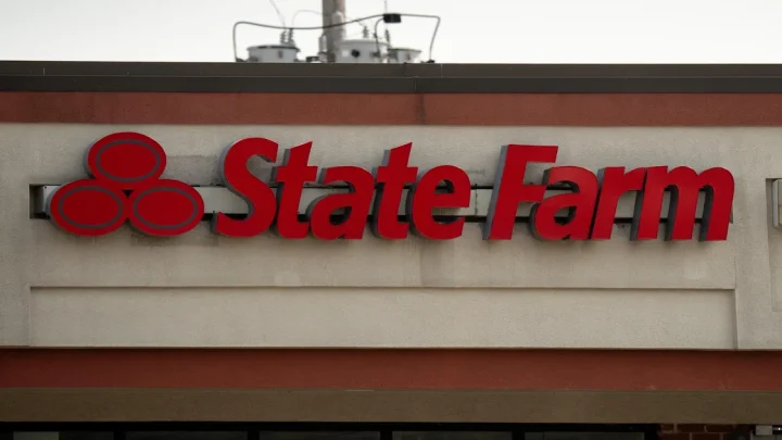 State Farm is sending $5 billion in dividend checks to customers. Here’s who qualifies.