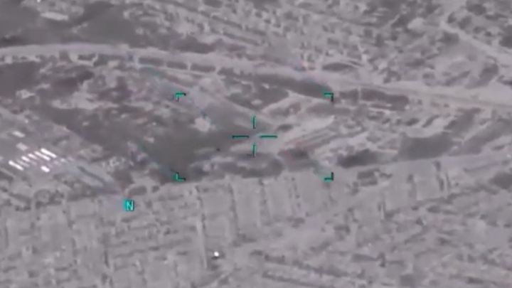 Pentagon releases new batch of UFO files: “Did you see that?”